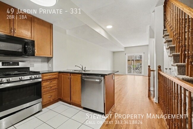 Building Photo - 49 Jardin Private