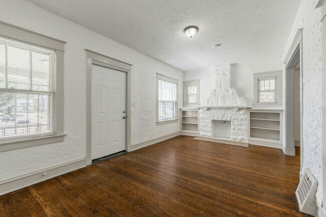 Foto del edificio - 3542 College Ave