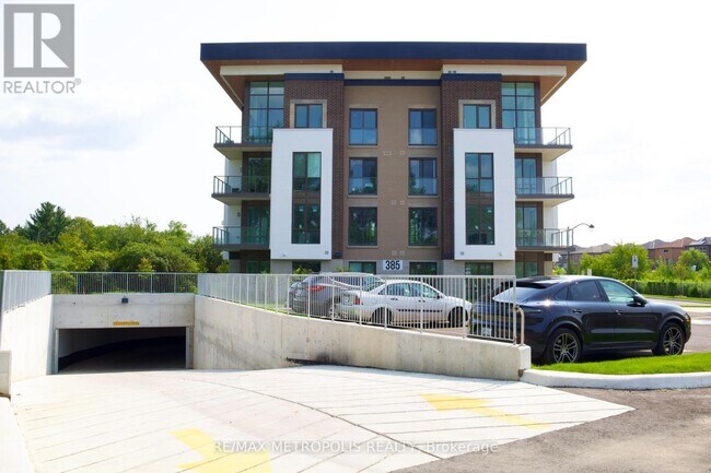 Building Photo - 385-385 Arctic Red Dr