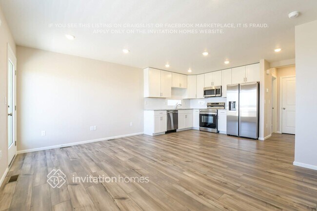 Building Photo - 12635 E 101st Dr