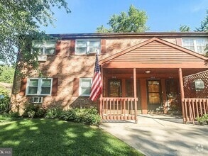 Building Photo - 1015 Garnet Dr