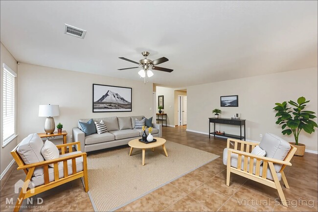 Building Photo - 10210 Briar Rose
