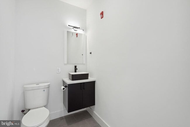 Building Photo - 528 W Berks St