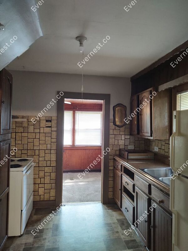 Foto del edificio - 1105 N Main St
