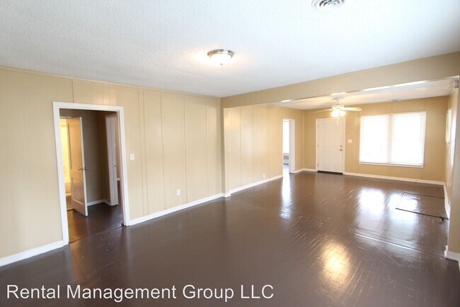 Building Photo - 3 br, 1 bath House - 306 83rd Street South