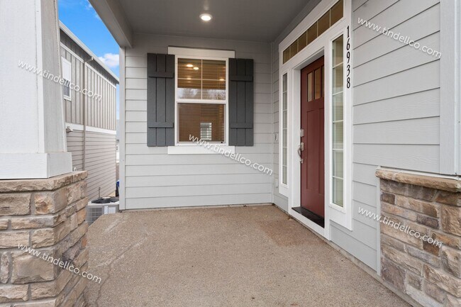 Photo - 4 Bedroom 2.5 Bath Happy Valley Craftsman ... House