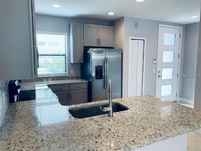 Building Photo - 4793 Terra Esmeralda Dr