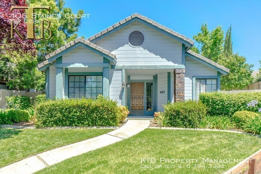 Primary Photo - Very nice 2 bedroom w/den in gate community