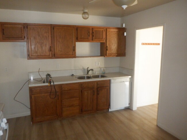 Foto del edificio - 8853 Stardust Ln