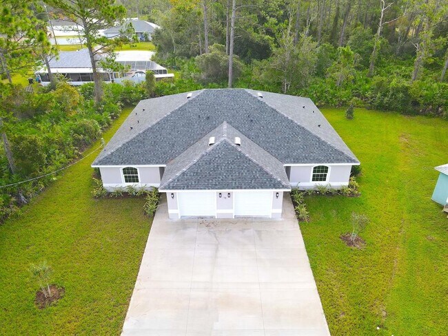 Building Photo - 15 Unique Ct