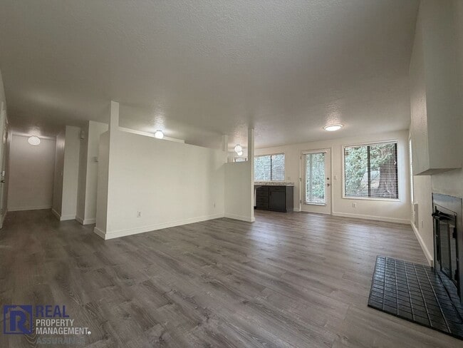 Foto del edificio - 7187 SW Childs Rd