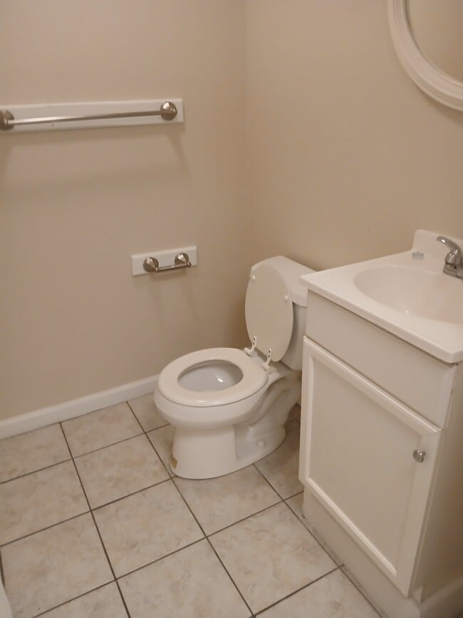 Foto del edificio - 510 S Poplar St