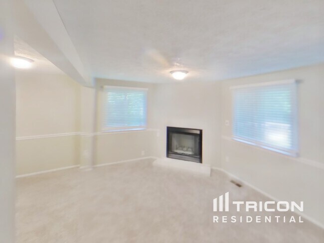 Foto del edificio - 7610 Fairbanks Ct