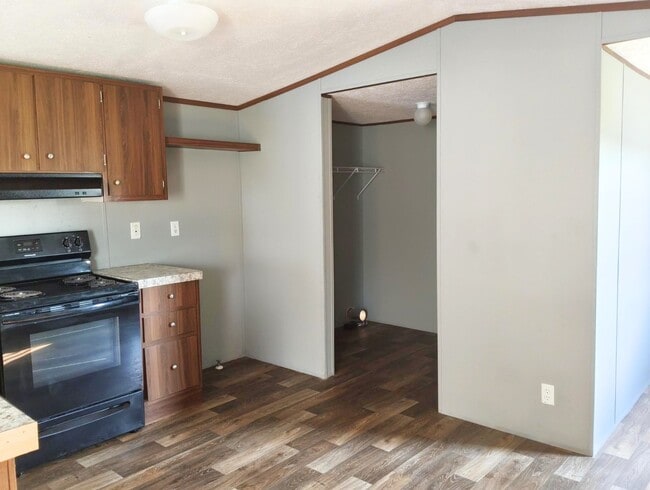 Building Photo - 459 Milan Ave