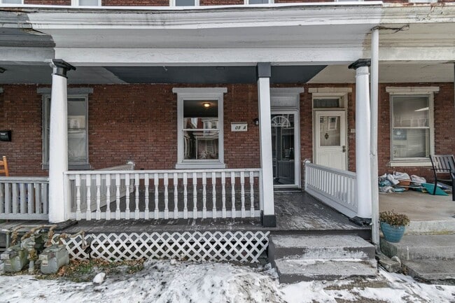 Building Photo - 3 Bedroom 1 Bathroom home in Carlisle PA