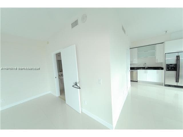 Building Photo - 60 SW 13th St