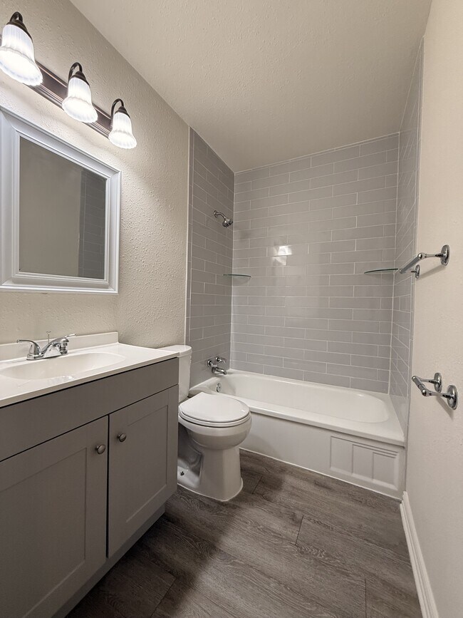 Foto del edificio - 4909 Roanoke St