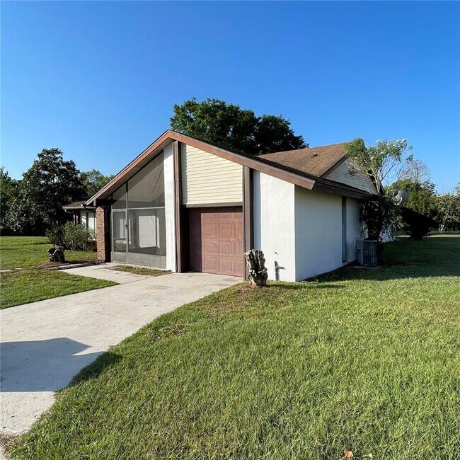 Building Photo - 37 Trophy Ln