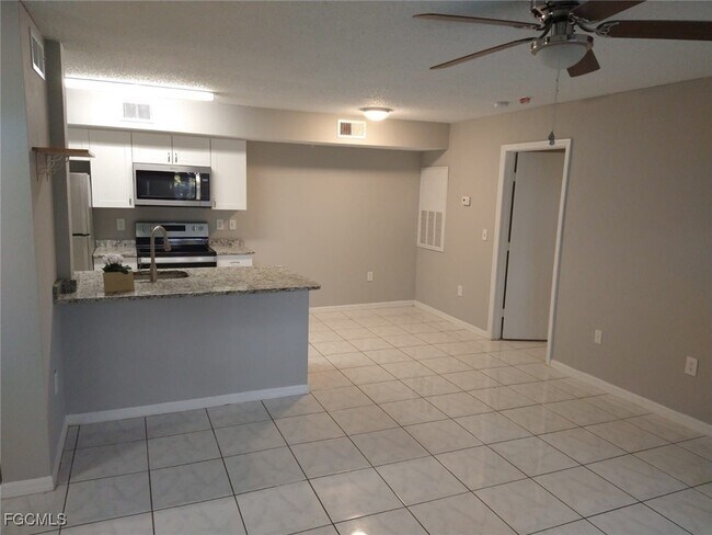 Building Photo - 12540 Equestrian Cir
