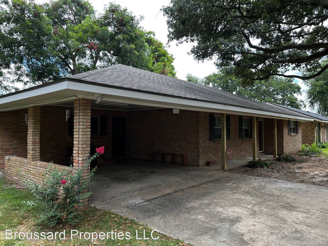 3 br, 2 bath House 106 Claymore Dr House for Rent in Lafayette, LA