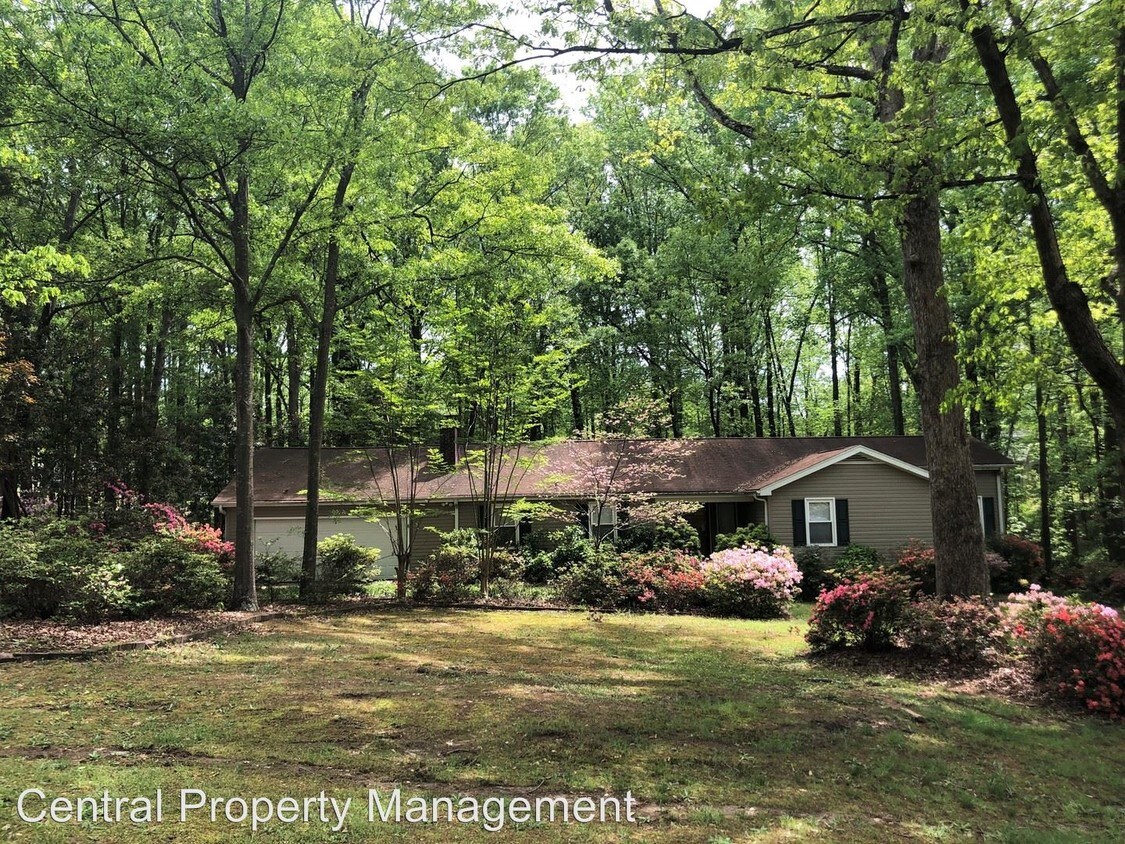 Primary Photo - 3 br, 2 bath House - 200 Baldwin Circle