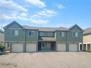 Building Photo - 957 Forestglen Dr