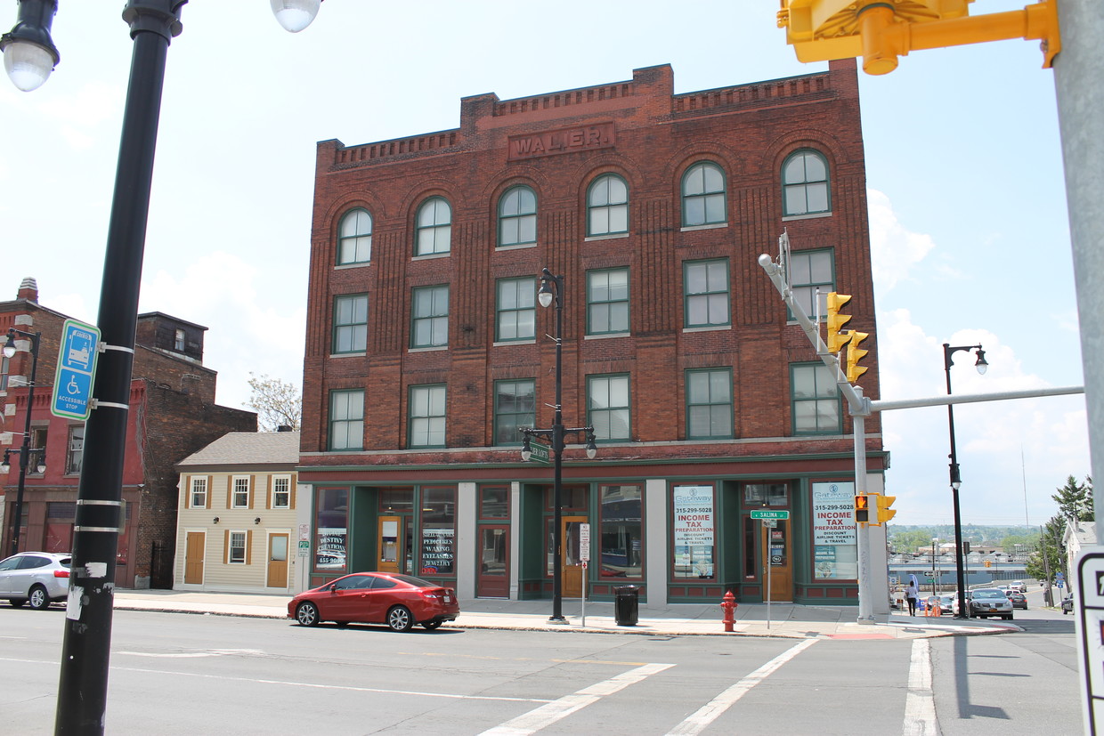 Lateral del edificio en Salina Street - Walier Lofts