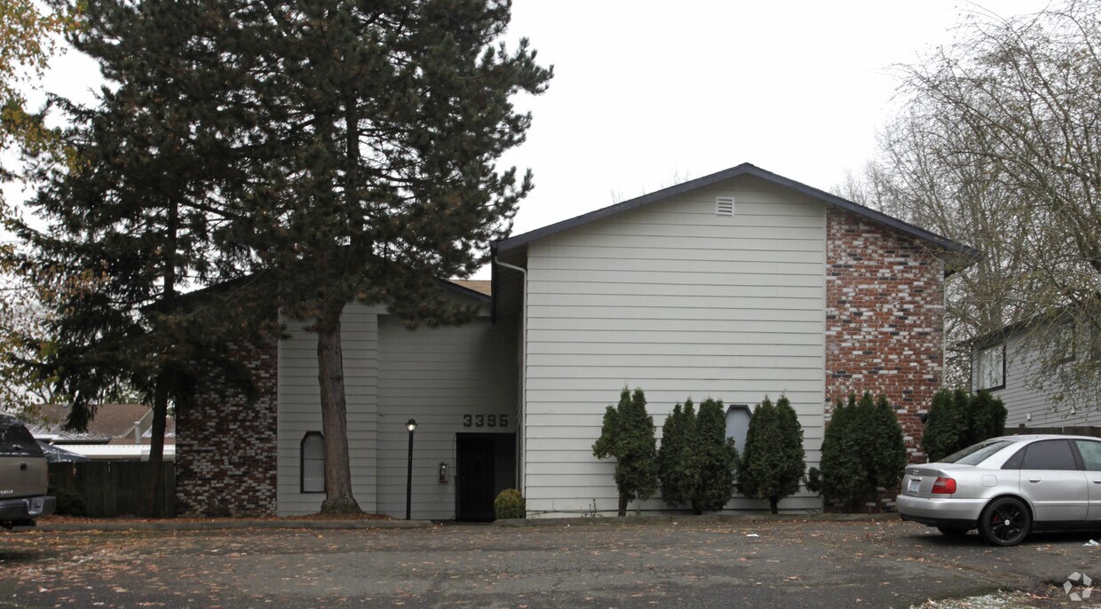 Primary Photo - 3395 SW 126th Ave