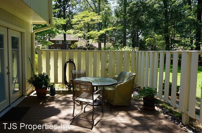 Foto del edificio - 3 br, 2 bath House - 100 Quarterdeck