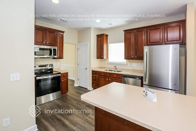 Foto del edificio - 1214 Mallory Ln