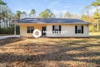 Building Photo - 135 Bond Dr