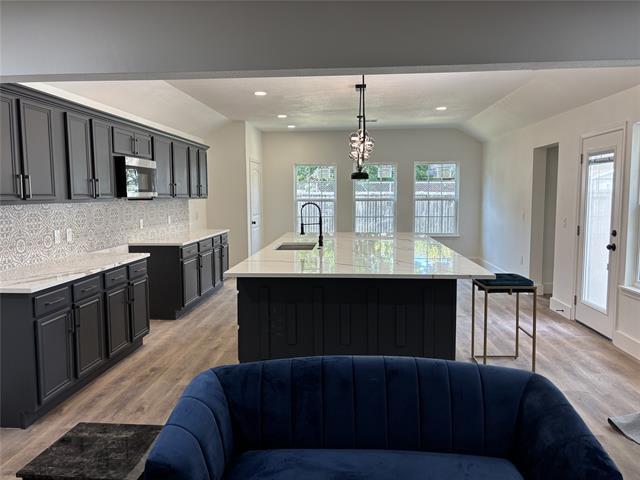 Foto del edificio - 5233 Arbor Glen Rd