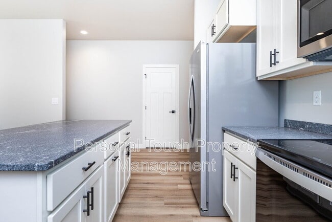 Building Photo - 6710 68th St S
