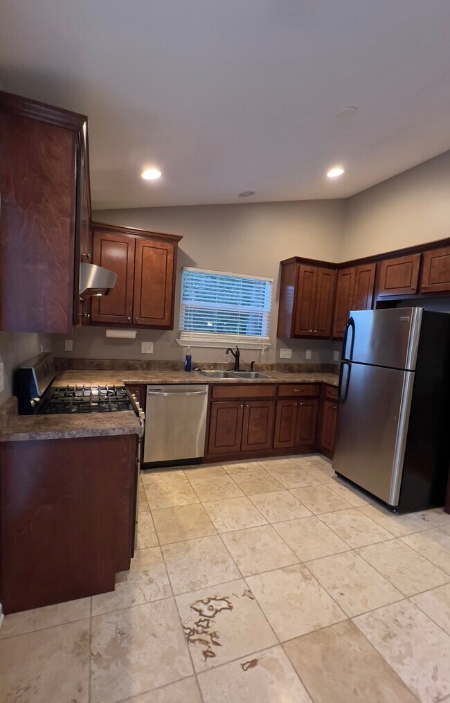 Foto del edificio - 3304 Forette Ln