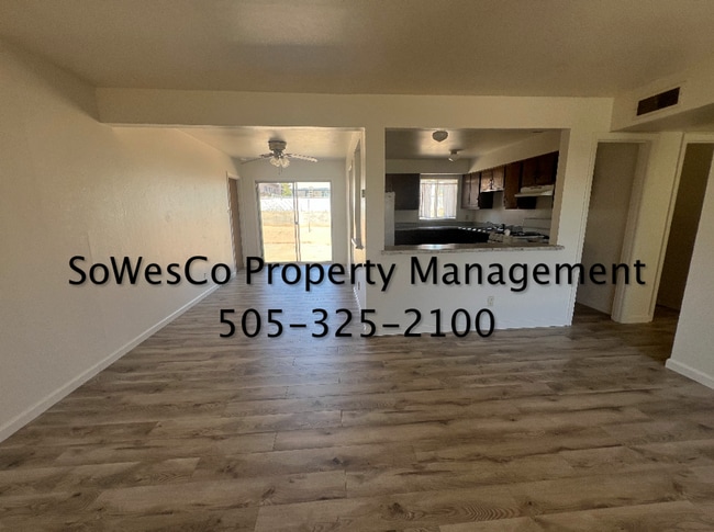 Building Photo - 3 Bed 2 Bath with Garage in Central Farmington