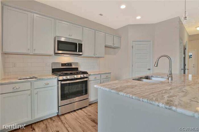 Building Photo - 3 br, 2.5 bath House - 12524 Wescott Dr