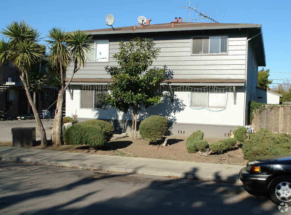 Building Photo - 1810 Higdon Ave