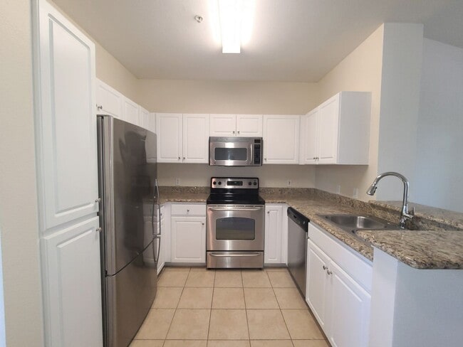 Foto del edificio - Spacious Condo Available at The Missions
