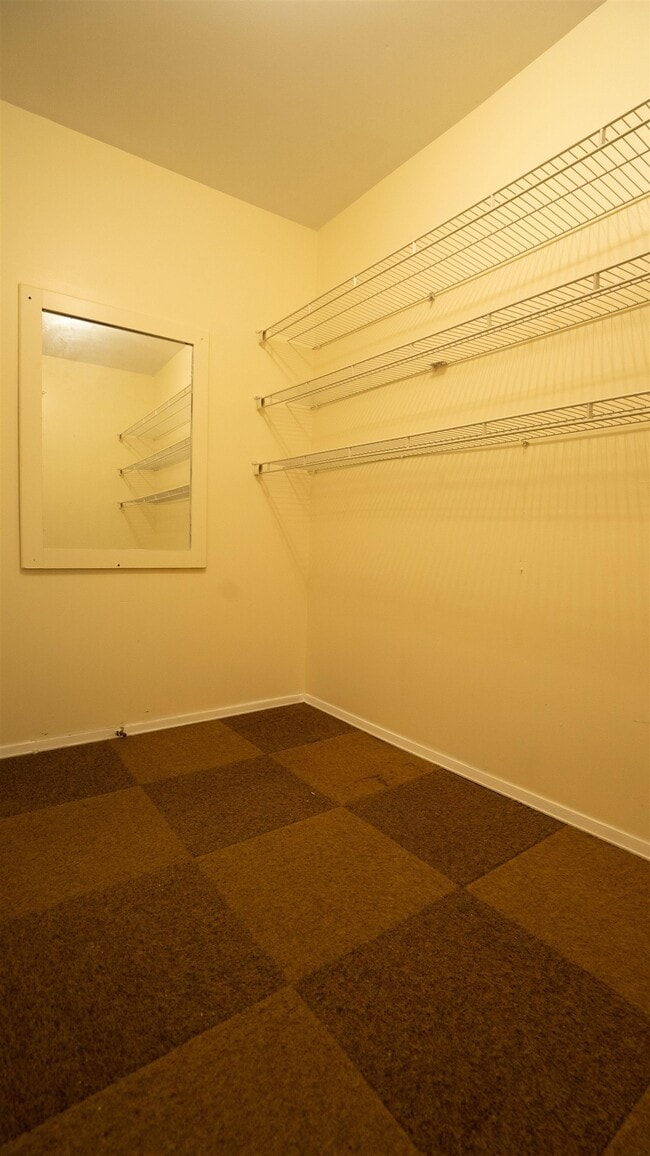 Building Photo - 1037 Avenue C