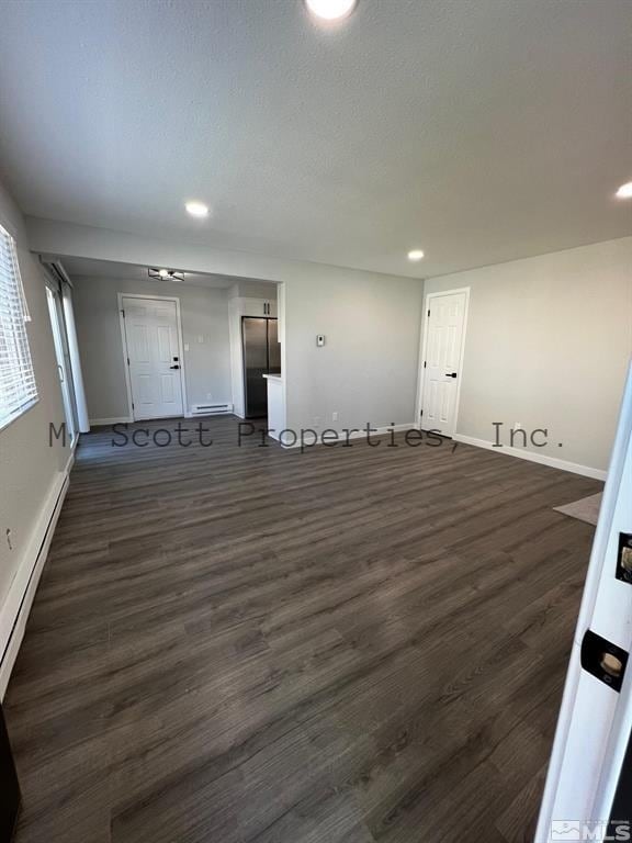 Building Photo - 3414 Woodside Dr