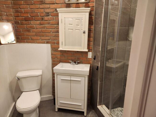 Photo du bâtiment - 1226 Rue Du Fort