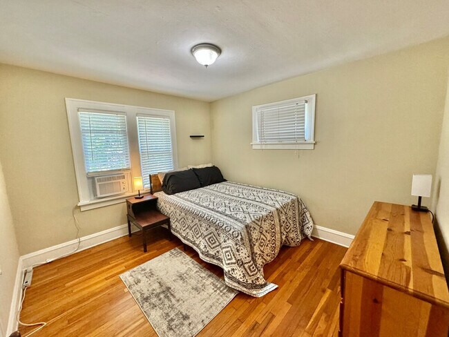 Foto del edificio - 2334 Noble Rd
