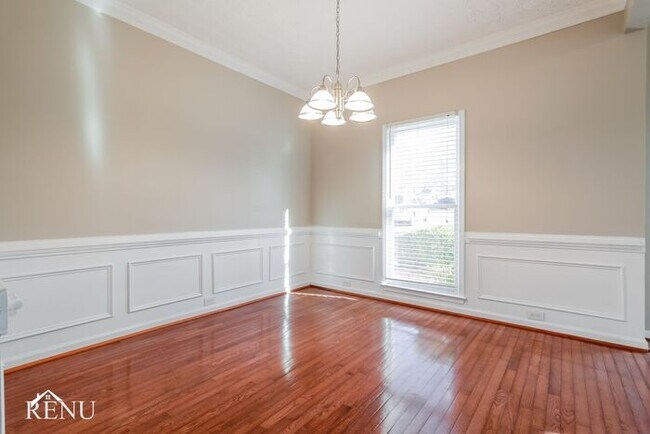Foto del edificio - 3009 Dunlin Lake Rd