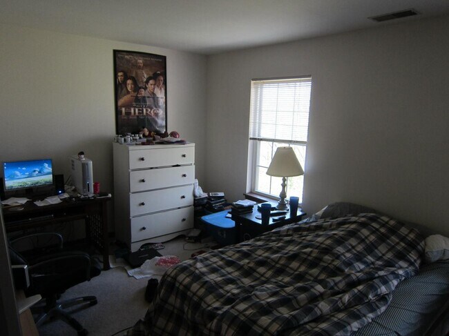 Foto del edificio - 2307 Alan Dr