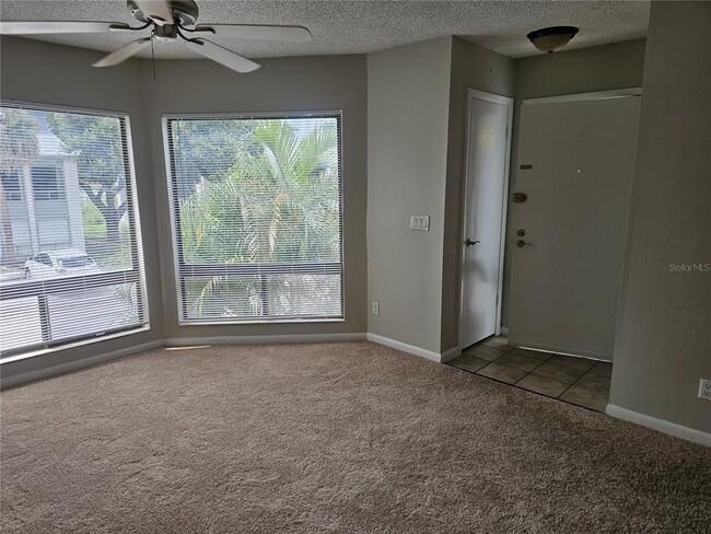 Building Photo - 4371 Aqua Vista Dr