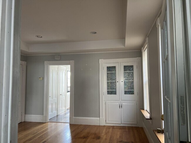 Foto del edificio - 519 Lake Ave