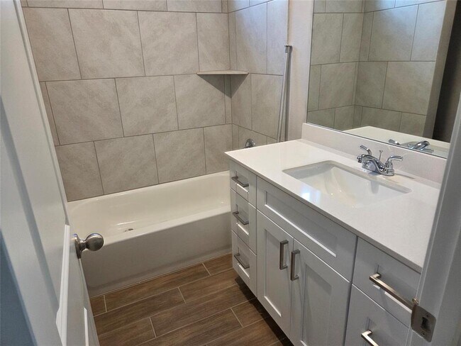 Foto del edificio - 208 Comet Pointe Dr