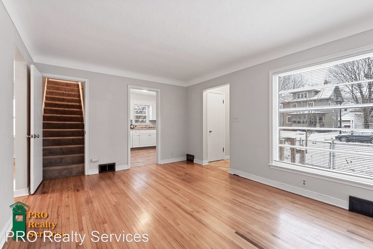Primary Photo - 3 br, 1 bath House - 1077 Selby Ave
