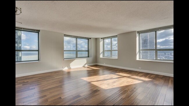 Foto del edificio - 474 N Lake Shore Dr