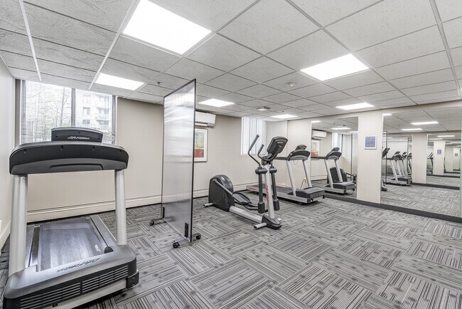 Marlborough Court Apartments 1229 Marlborough Ct Oakville ON